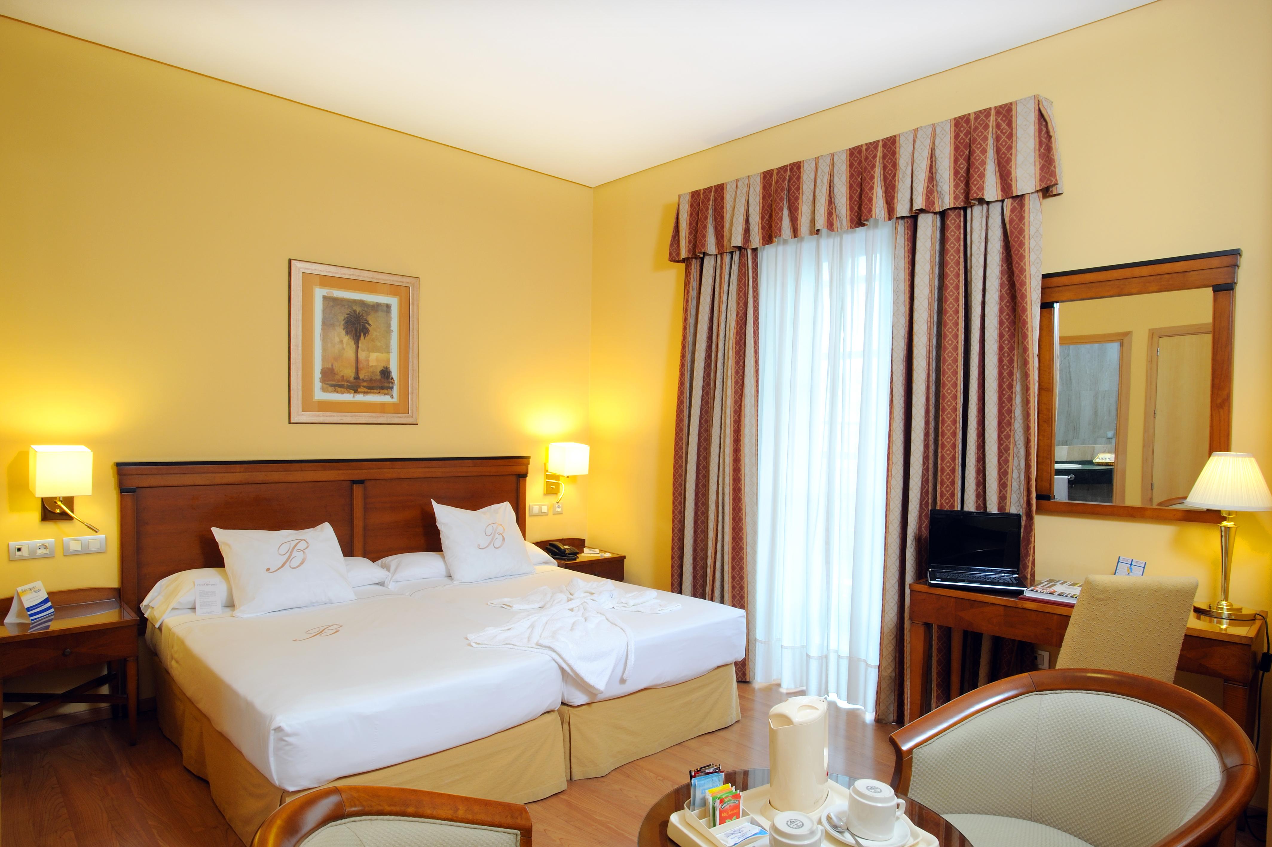 Hotel Bécquer