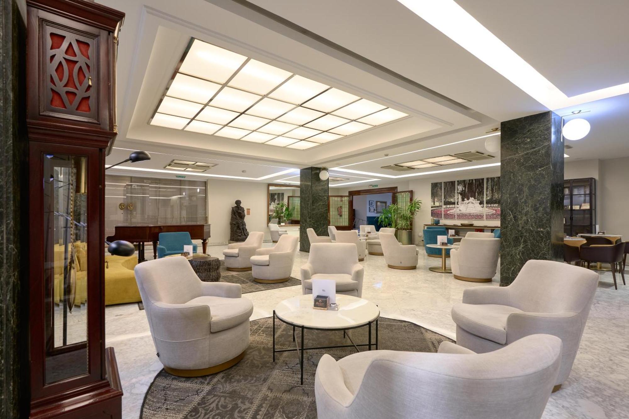 Becquer Hotel