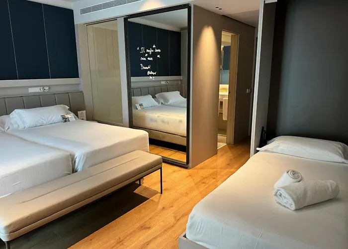 Hotel Becquer