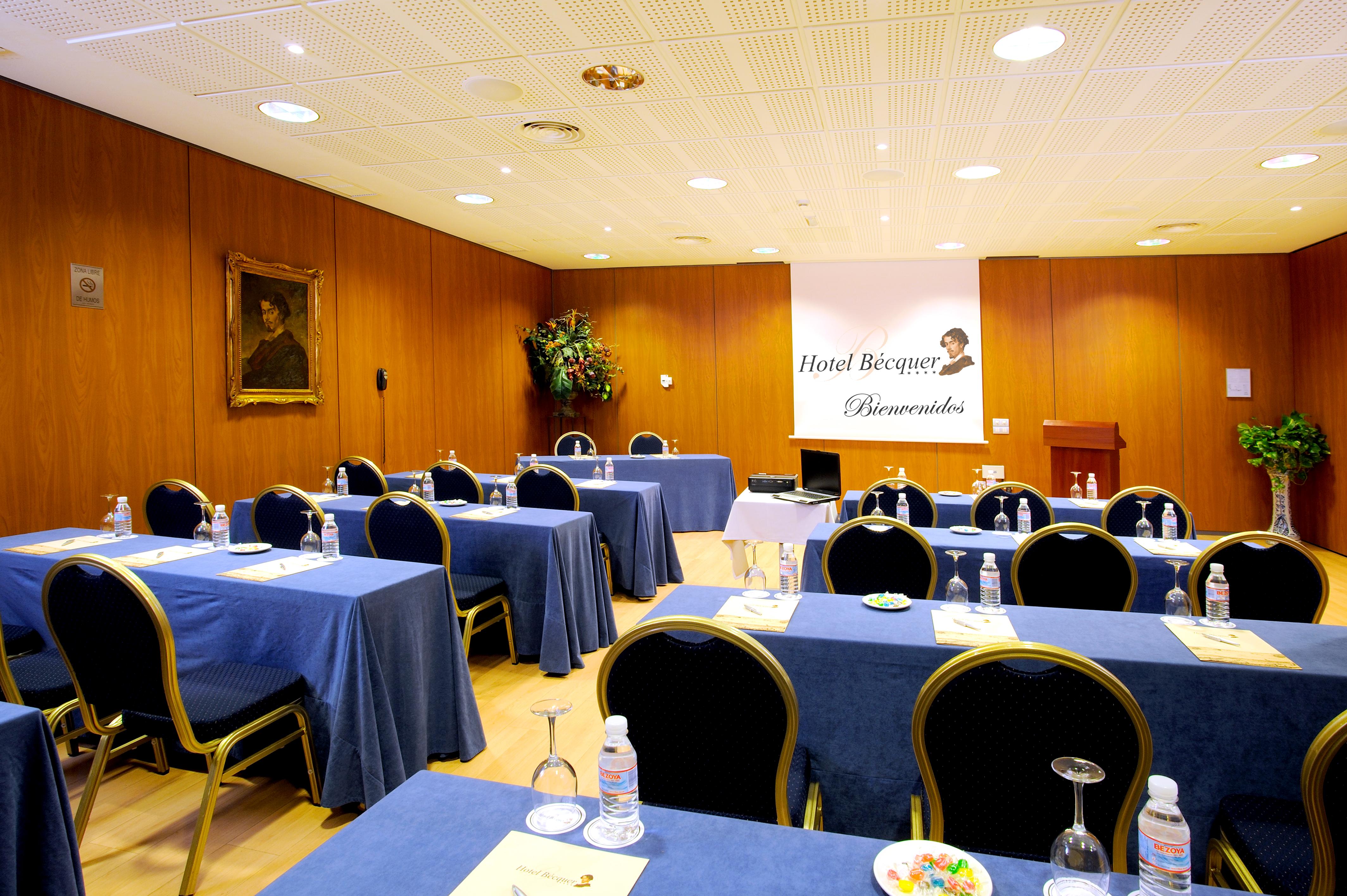 Hotel Bécquer