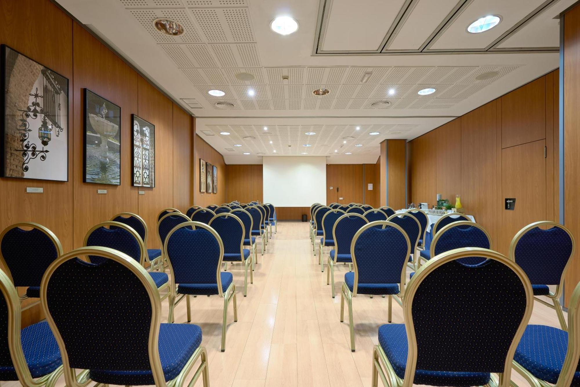 Hotel Becquer Sevilha