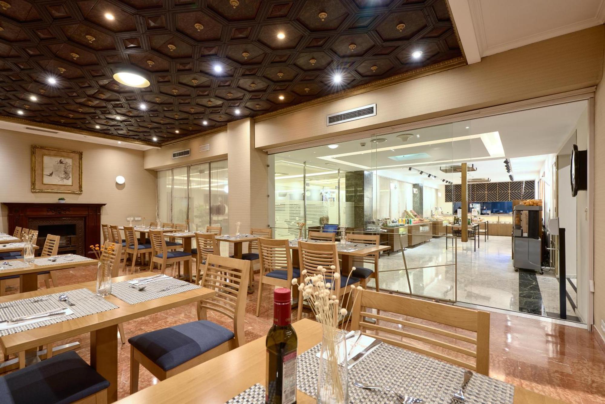 Hotel Becquer Sewilla
