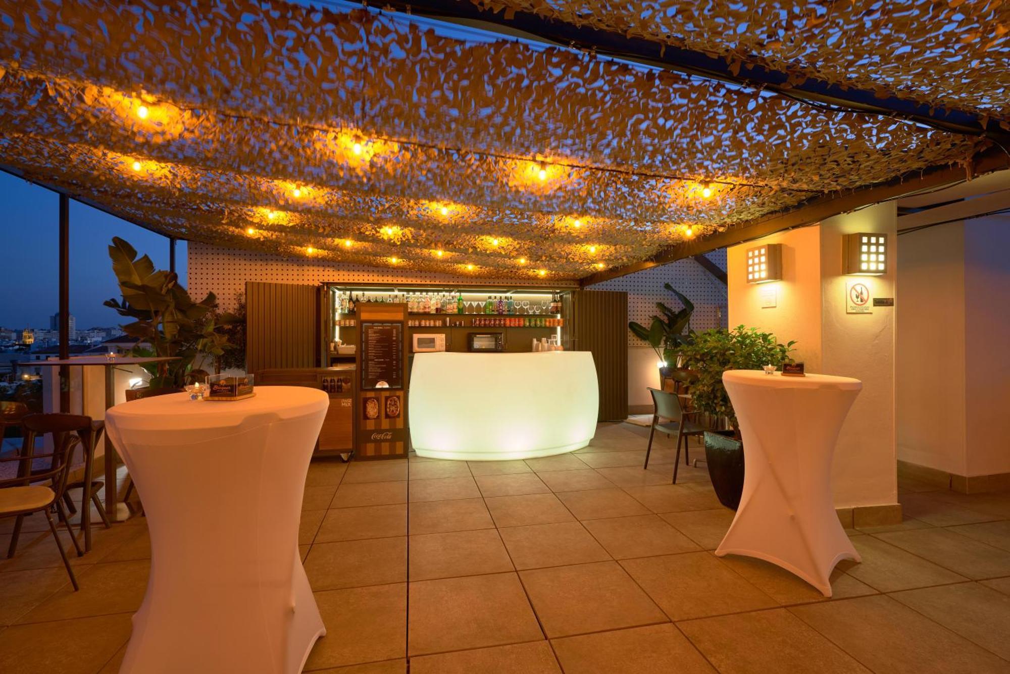 Hotel Bécquer 4*