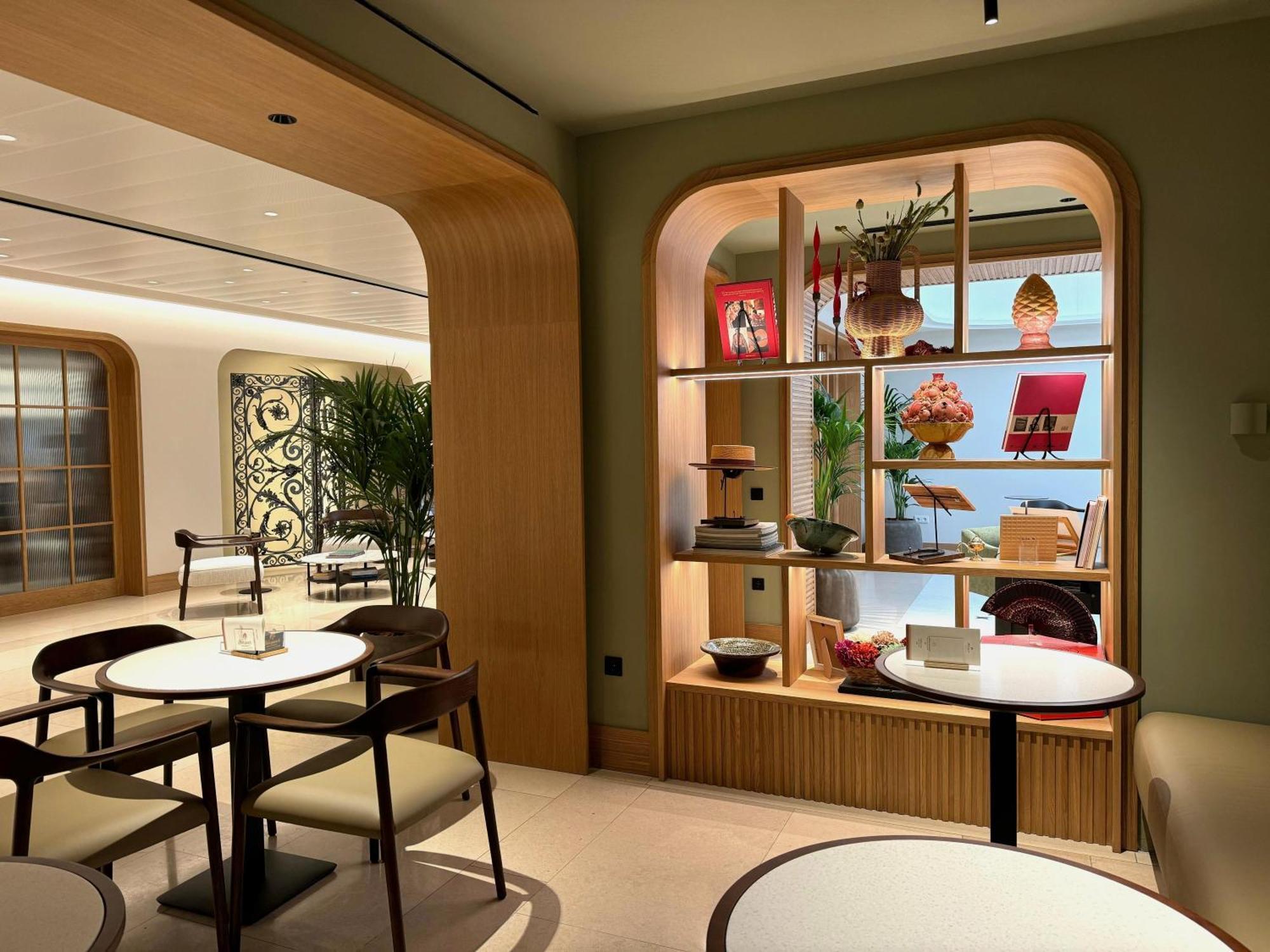 Hotel Bécquer 4*