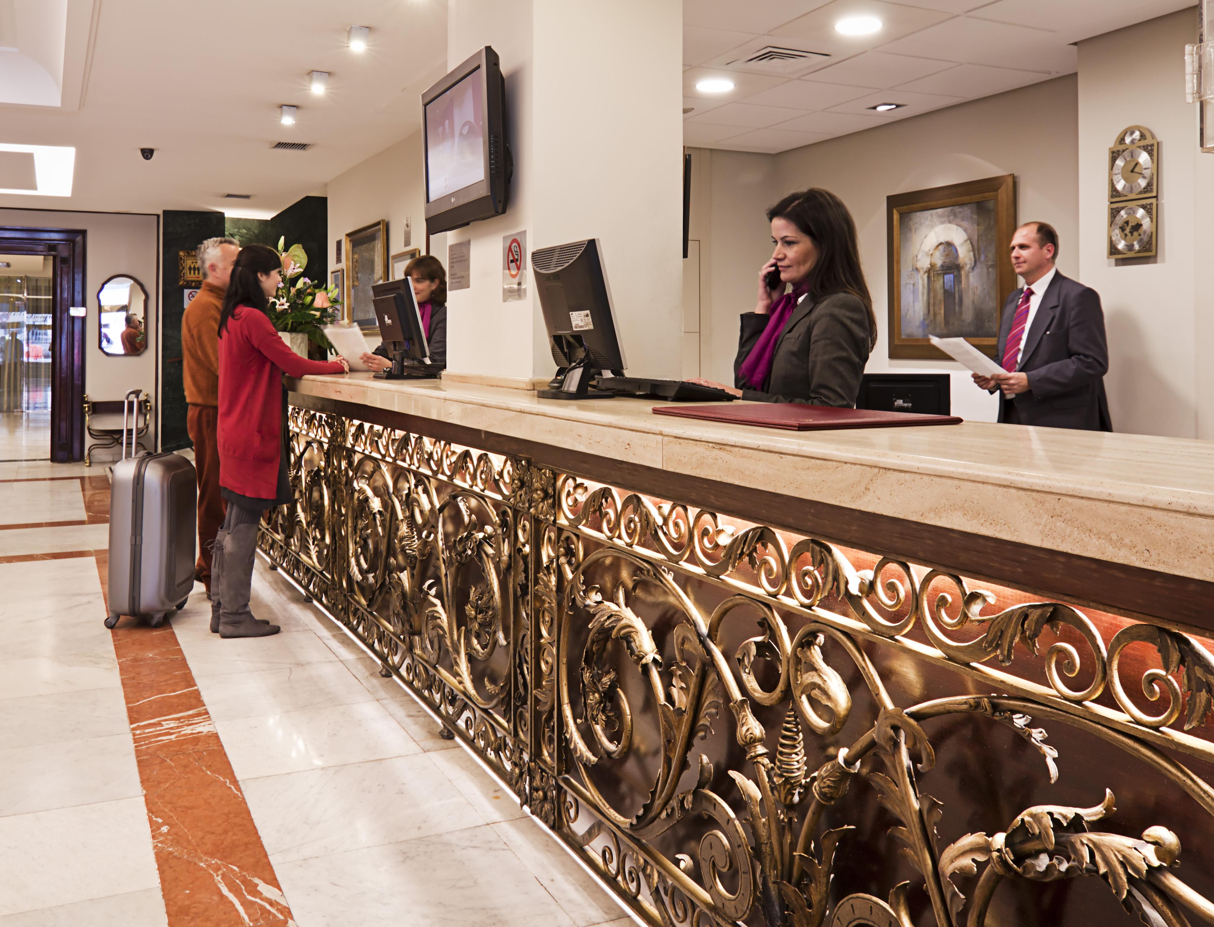Bécquer Hotel 4*