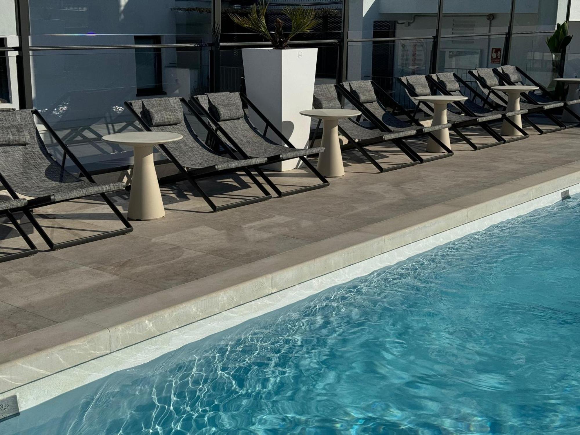Hotel Bécquer 4*